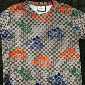 Limited edition Gucci mens t-shirt from the Mickey Mouse collection. 

Size is L
